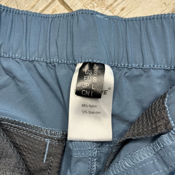 Blue Cargo Capris - Picture 15 of 15